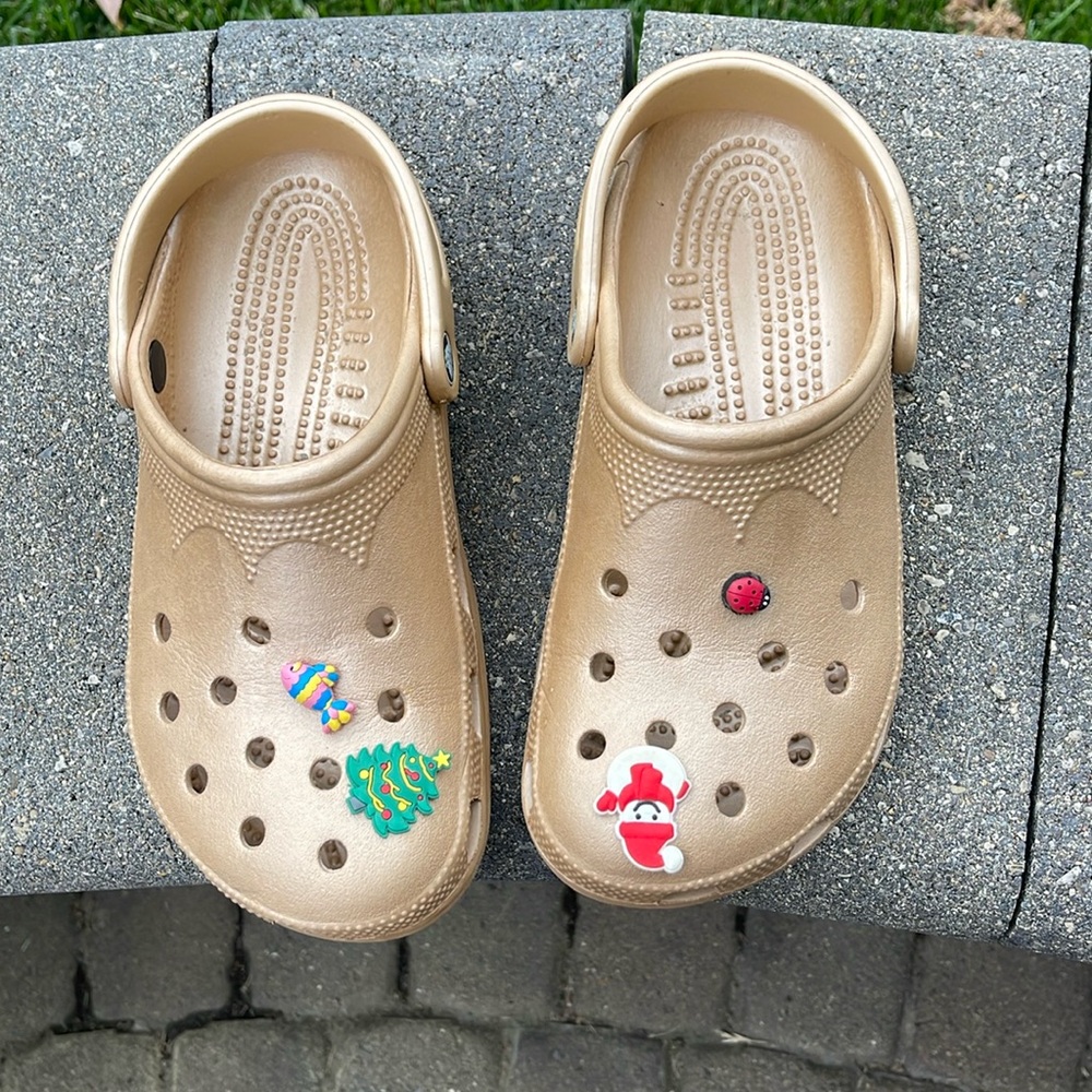 Women’s gold Crocs size 6/7